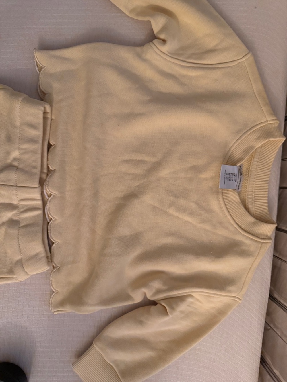Pale Yellow Scalloped Kids Matching Set - Picture 2 of 3